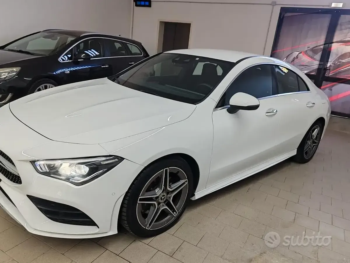 Usata Mercedes CLA200 150 CV (110 kW) 2023 Bianco Berlina