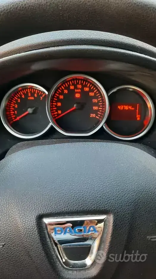 Usata Dacia Sandero 90 CV (66 kW) 2020 Bianco Utilitaria