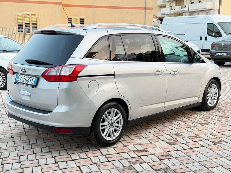 Usata Ford C-MAX Titanium 116 CV (85 kW) 2014 Grigio Monovolume