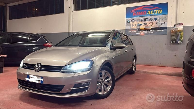 Usata VW Golf VII Highline 110 CV (80 kW) 2016 Grigio Station wagon