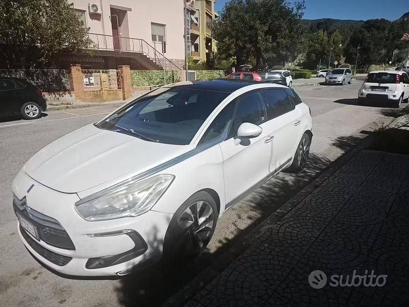 Usata Citroën DS5 163 CV (119 kW) 2012 Bianco Utilitaria