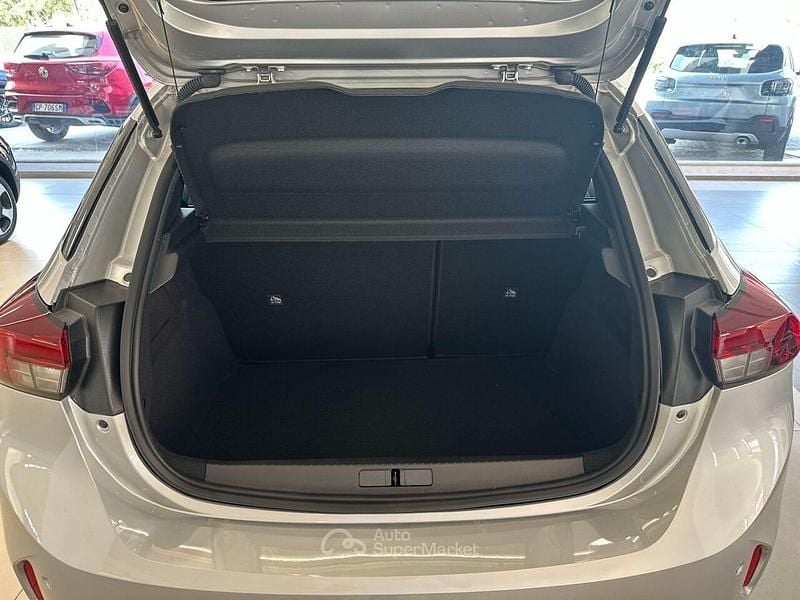 Usata Opel Corsa Edition 75 CV (55 kW) 2023 Kristall silver Utilitaria