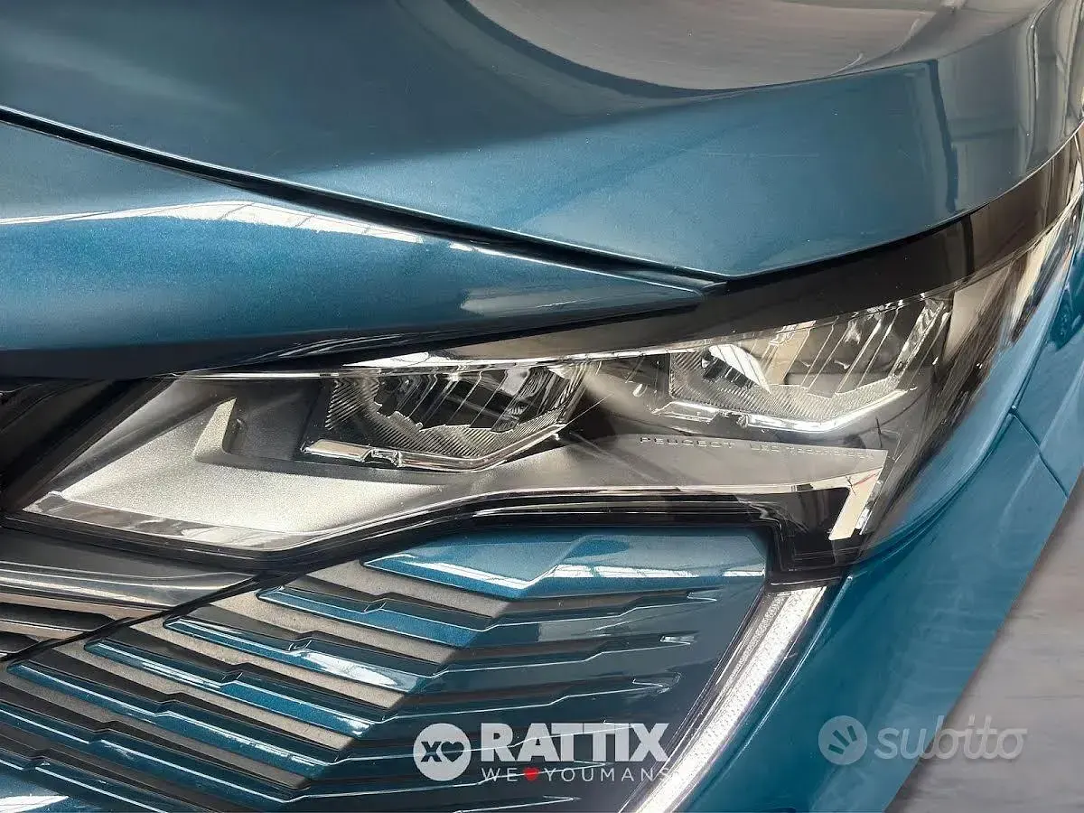 Usata Peugeot 3008 Allure 224 CV (164 kW) 2022 Blue celebes SUV