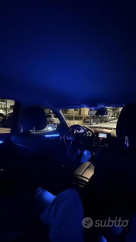 Usata Mercedes C220 Elegance 170 CV (125 kW) 2009 Nero Berlina