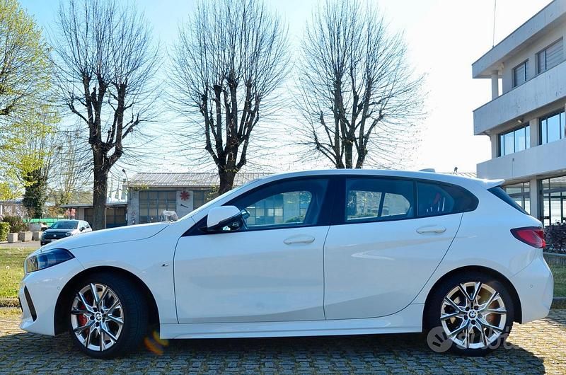 Usata BMW 120 M Sport 178 CV (130 kW) 2023 Bianco Utilitaria
