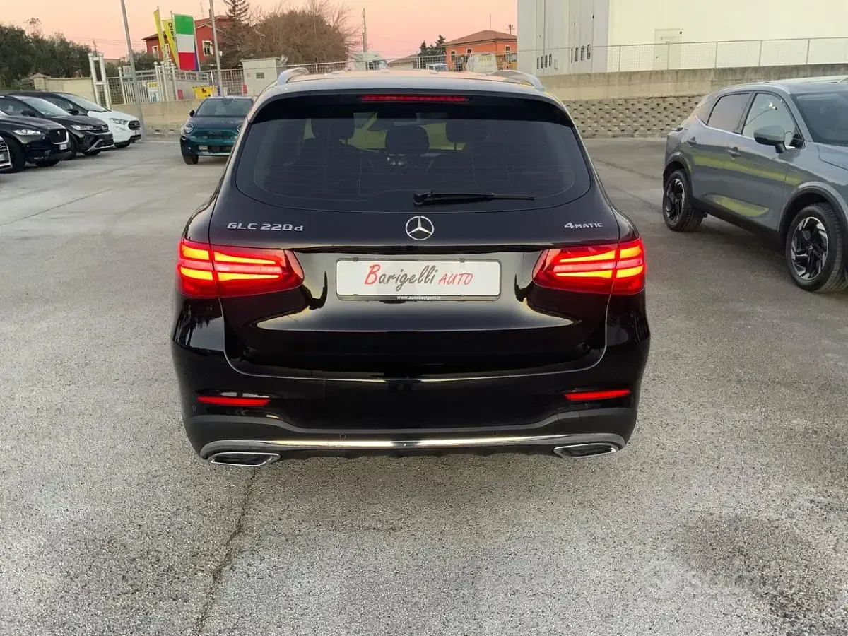 Usata Mercedes GLC220 Premium 170 CV (125 kW) 2016 Nero SUV