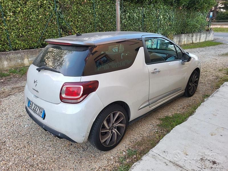 Usata DS Automobiles DS3 120 CV (88 kW) 2014 Bianco Utilitaria