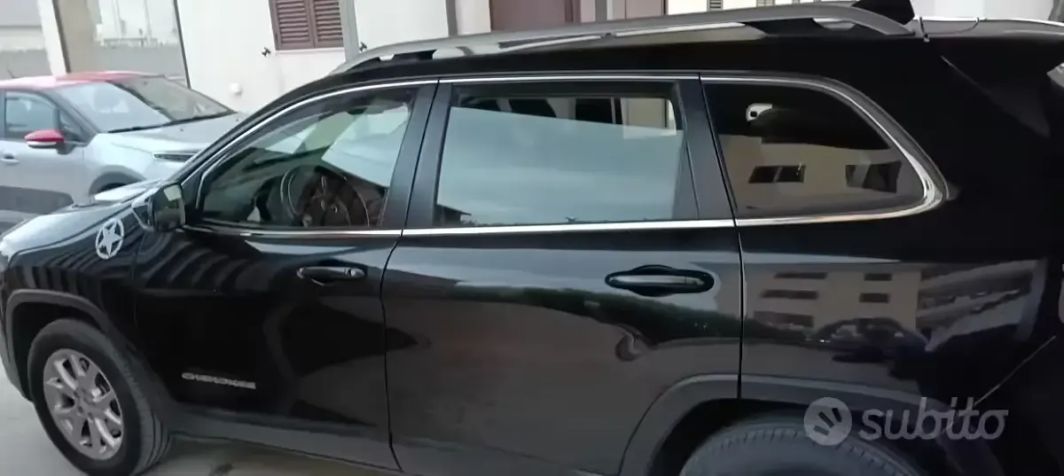 Usata Jeep Cherokee 140 CV (102 kW) 2016 Nero SUV