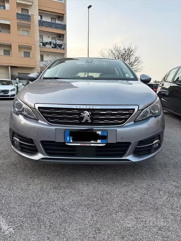 Usata Peugeot 308 Allure 131 CV (96 kW) 2018 Grigio Berlina