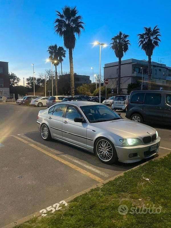 Usata BMW 330 Efficient Dynamics 204 CV (150 kW) 2004 Grigio Berlina