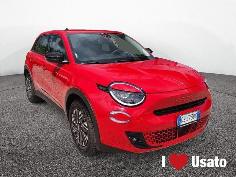 Usata Fiat 600E Red 114 kW (156 CV) 2023 Rosso SUV