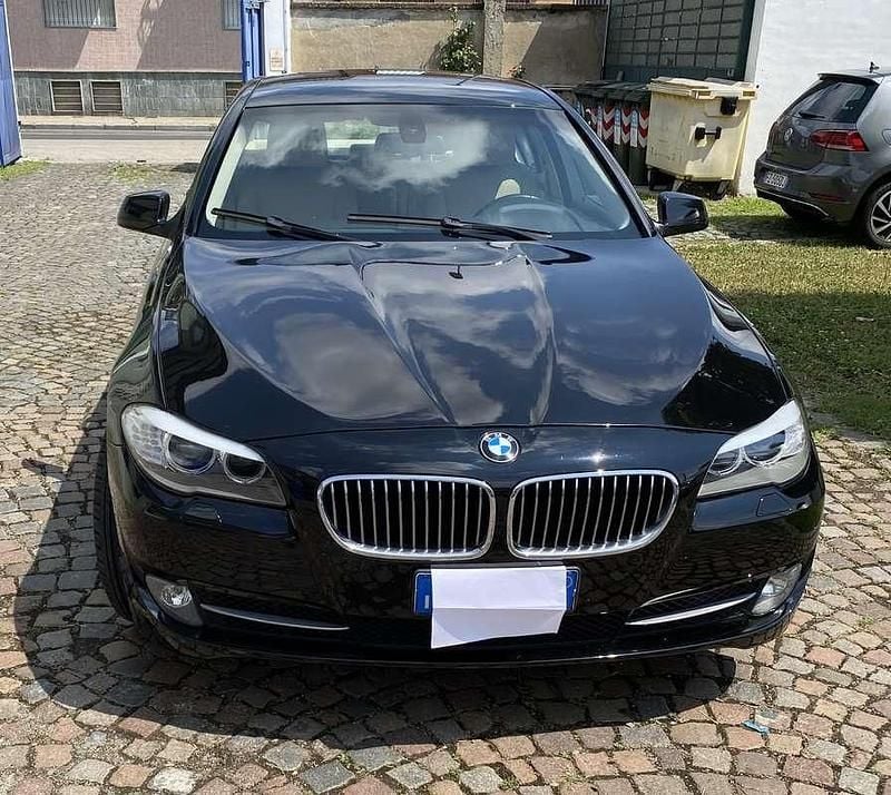 Usata BMW 535 306 CV (225 kW) 2012 Nero Berlina