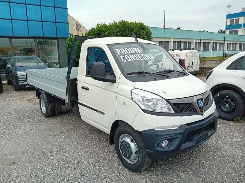 Nuova Piaggio Porter 102 CV (75 kW) 2025 Bianco Furgone