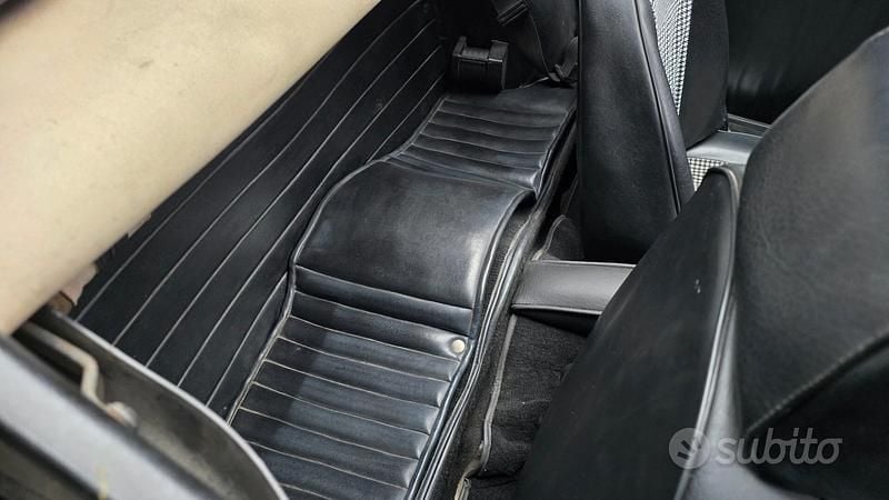 Usata Triumph Spitfire 1970 Bianco Cabrio