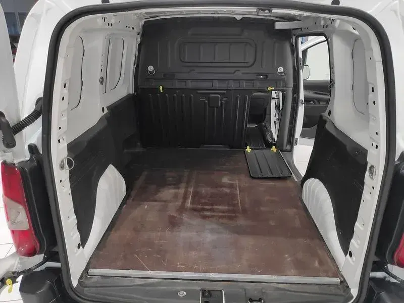 Usata Citroën Berlingo 101 CV (74 kW) 2020 Monovolume