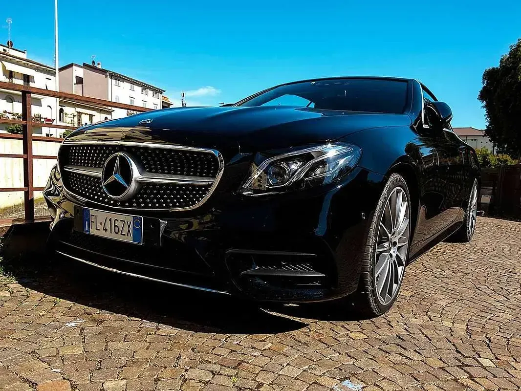 Usata Mercedes E350 Premium Plus 258 CV (189 kW) 2017 Nero Cabrio
