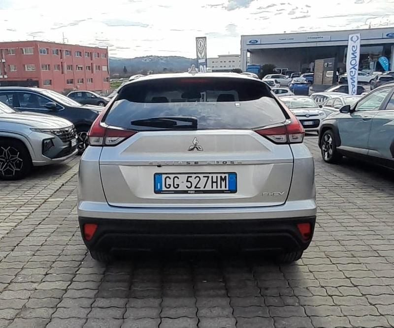 Usata Mitsubishi Eclipse Intense 97 CV (71 kW) 2022 Grigio Station wagon