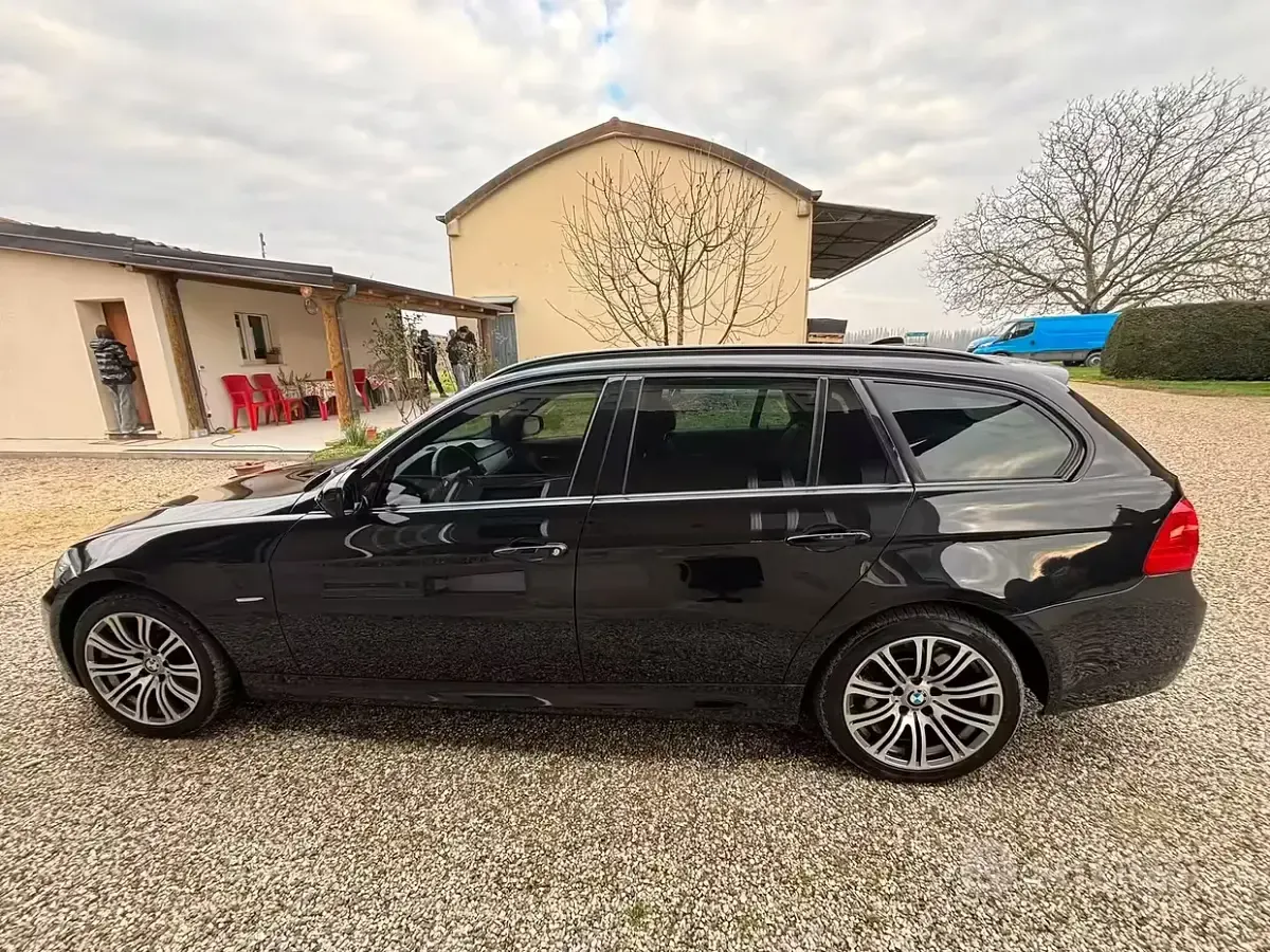 Usata BMW 330 M Sport 245 CV (180 kW) 2011 Nero Station wagon