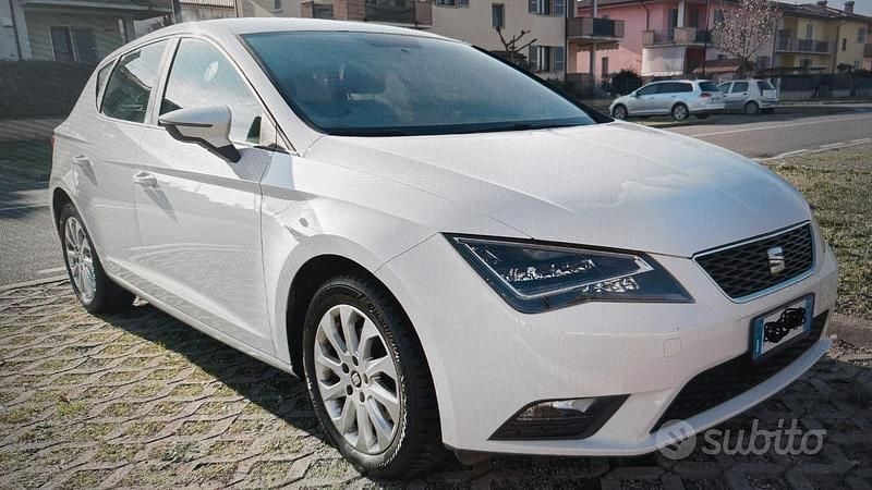 Bianco Usata 2016 Seat Leon Business Tre volumi | 7300 € (Buon prezzo) - Immagine 1/4