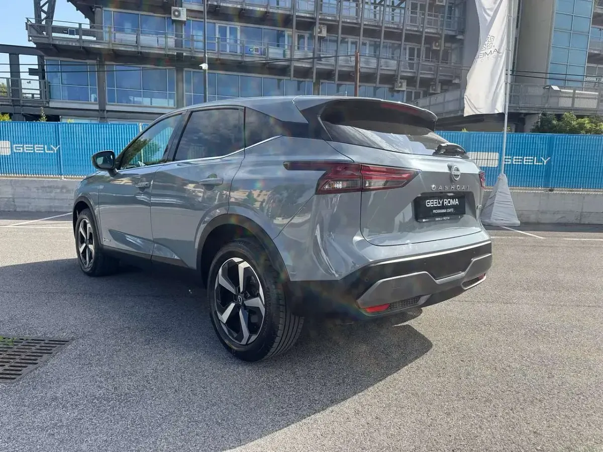 Usata Nissan Qashqai N-Connecta 158 CV (116 kW) 2023 Grigio SUV