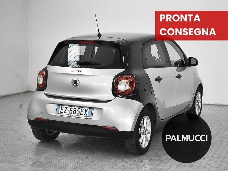 Usata Smart ForFour Passion 71 CV (52 kW) 2015 Utilitaria