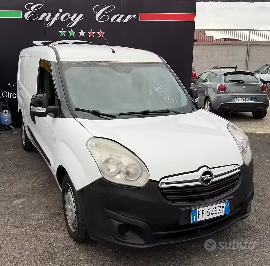 Occasion Opel Combo 120 ch (88 kW) 2017 Blanc Monospace