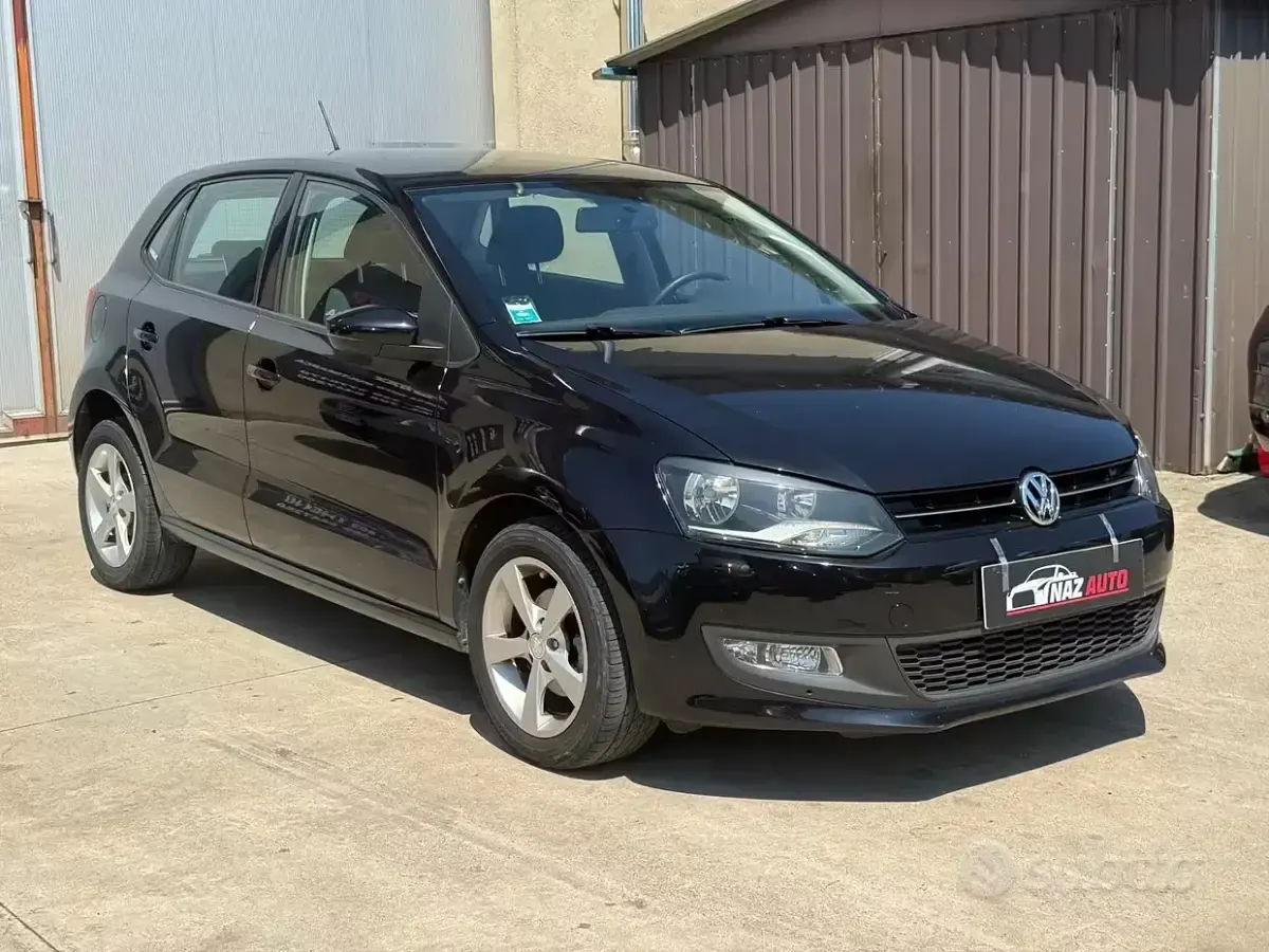 Usata VW Polo Comfortline 75 CV (55 kW) 2013 Nero Utilitaria