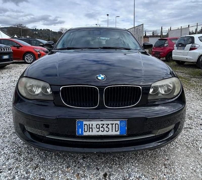 Usata BMW 118 142 CV (104 kW) 2007 Nero Utilitaria