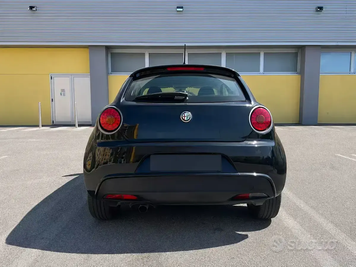 Usata Alfa Romeo MiTo 85 CV (62 kW) 2014 Nero Utilitaria