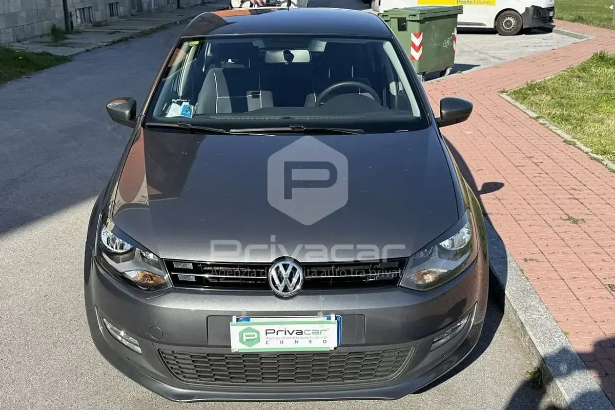 Usata VW Polo Trendline 75 CV (55 kW) 2014 Grigio Utilitaria