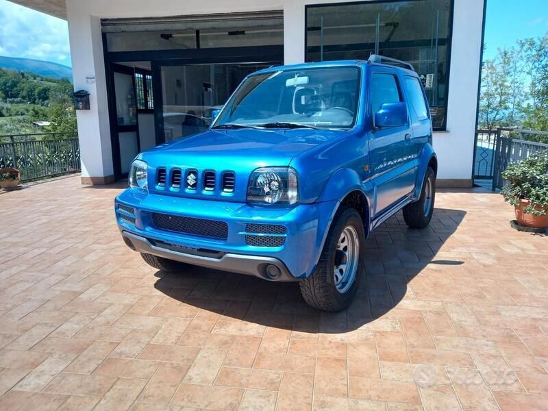 Blu Usata 2009 Suzuki Jimny SUV | 12.900 € (Buon prezzo) - Immagine 1/4