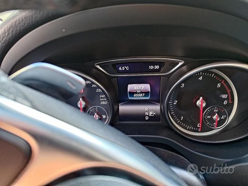 Usata Mercedes CLA200 AMG 136 CV (100 kW) 2018 Nero Berlina