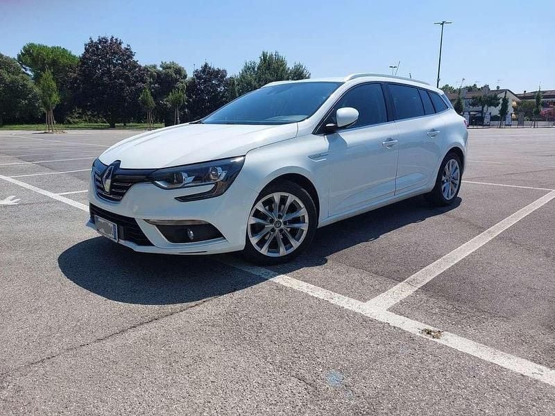 Usata 2018 Renault Mégane GrandTour Intens Station wagon | 6900 € (Ottimo prezzo) - Immagine 1/4