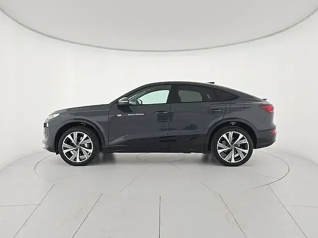 Nuova Audi Q6 Sportback e-tron Advanced Plus 100 kW (136 CV) 2025 Grigio magnete SUV