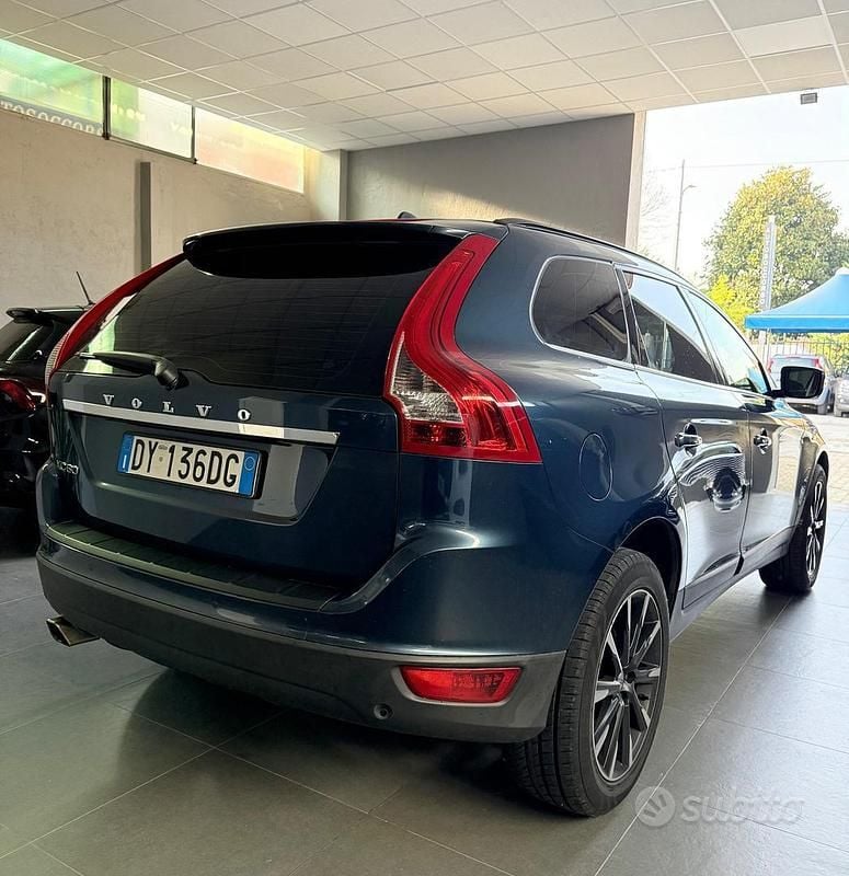Usata Volvo XC60 Summum 175 CV (128 kW) 2009 Grigio SUV
