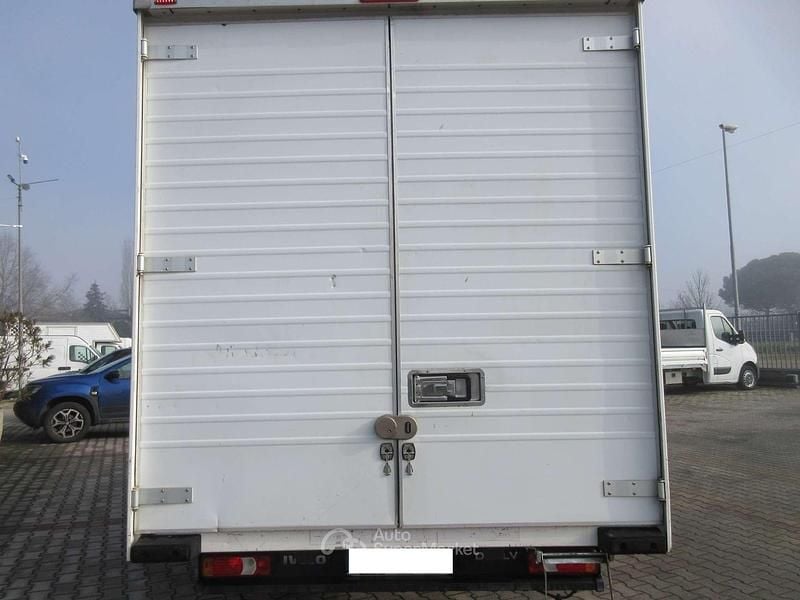 Usata Iveco Daily 160 CV (117 kW) 2022 Bianco