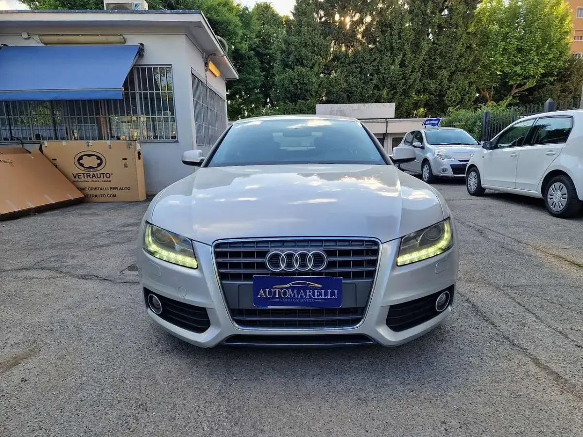 Usata Audi A5 Advanced Plus 179 CV (131 kW) 2010 Grigio Coupé