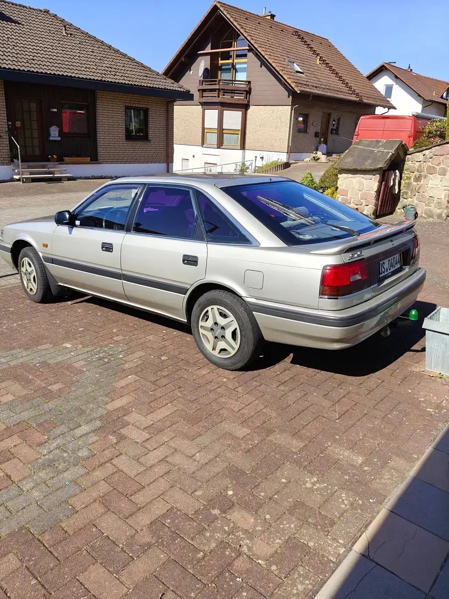 Usata Mazda 626 90 CV (66 kW) 1988 Argento Coupé