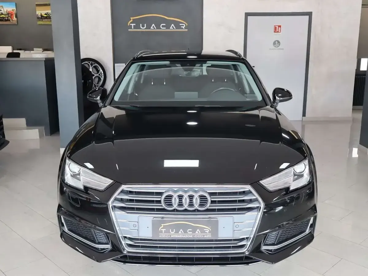 Usata Audi A4 Advanced Plus 150 CV (110 kW) 2018 Nero Station wagon