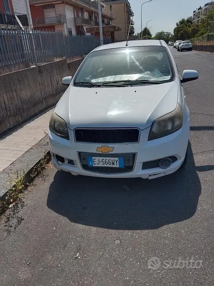 Usata Chevrolet Aveo LS 84 CV (61 kW) 2011 Berlina