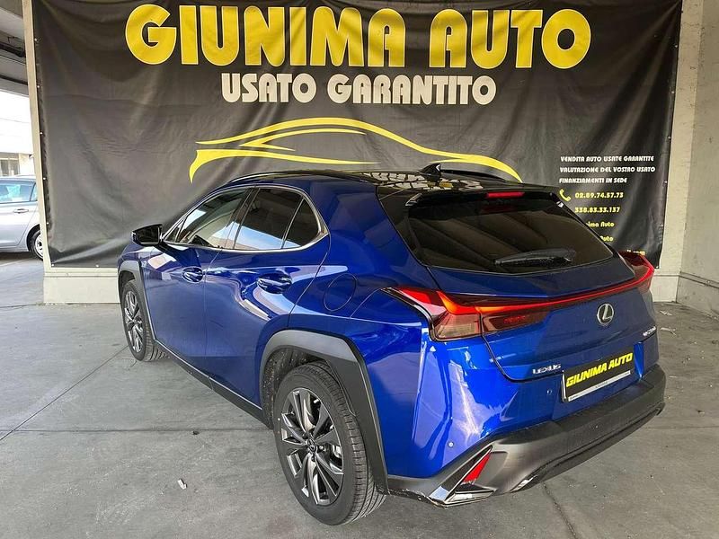 Usata Lexus UX 250h Sport Line 145 CV (106 kW) 2023 Blu SUV