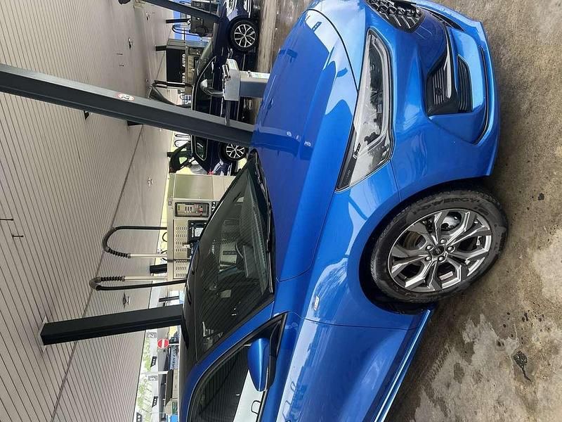Usata Ford Focus ST-Line 125 CV (91 kW) 2023 Blu/azzurro Berlina