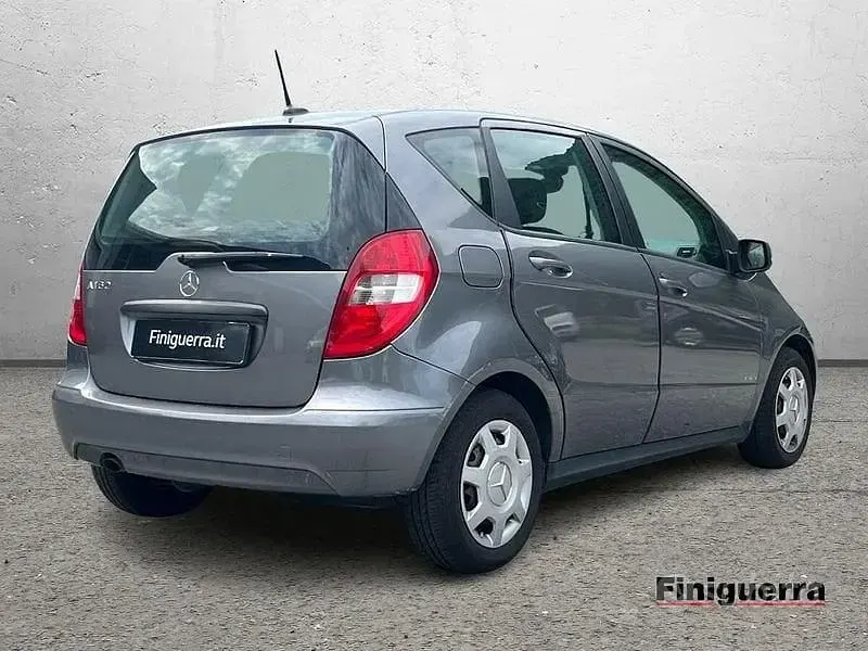 Usata Mercedes A160 Executive 95 CV (69 kW) 2010 Grigio Monovolume