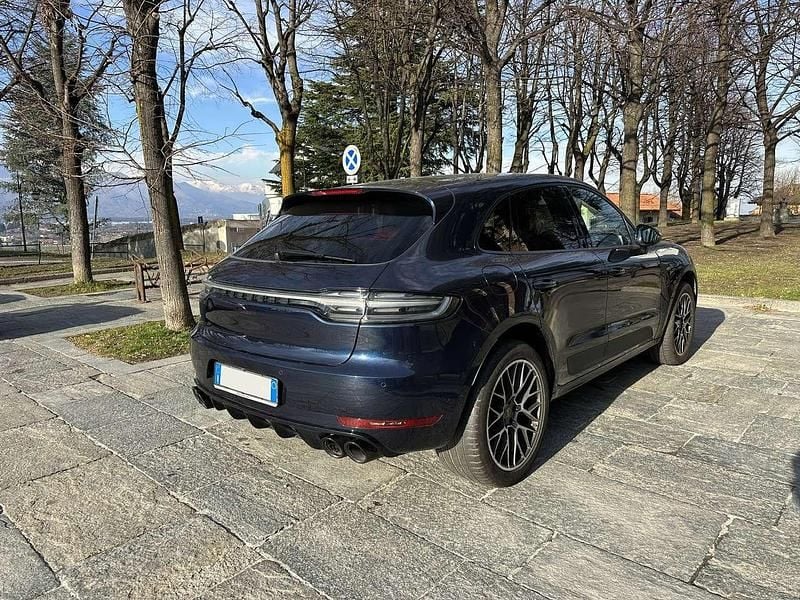 Usata Porsche Macan Sport 245 CV (180 kW) 2020 Blu/azzurro SUV