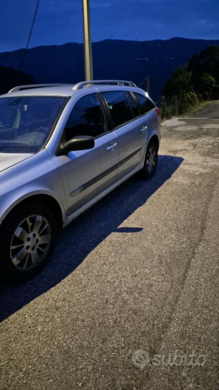 Usata 2006 Renault Laguna II Station wagon | 1800 € - Immagine 1/3