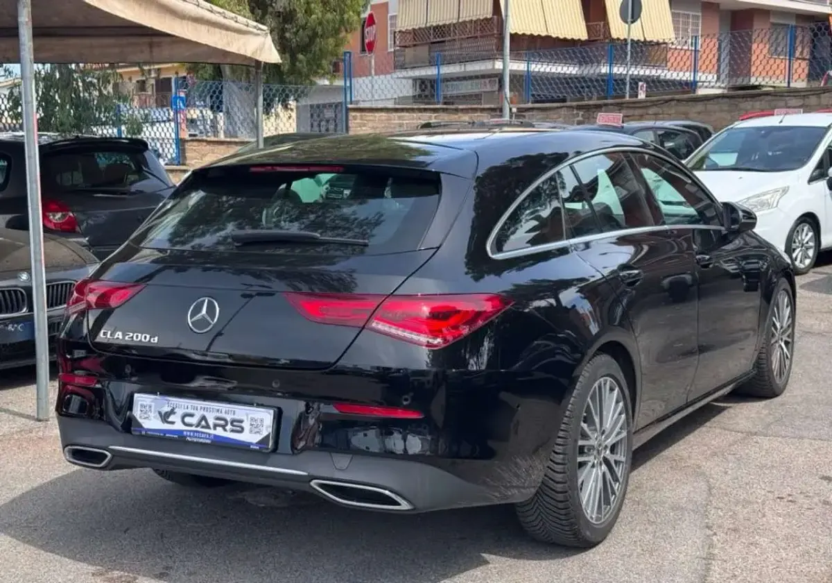 Usata Mercedes CLA200 Shooting Brake Business 150 CV (110 kW) 2020 Nero Station wagon