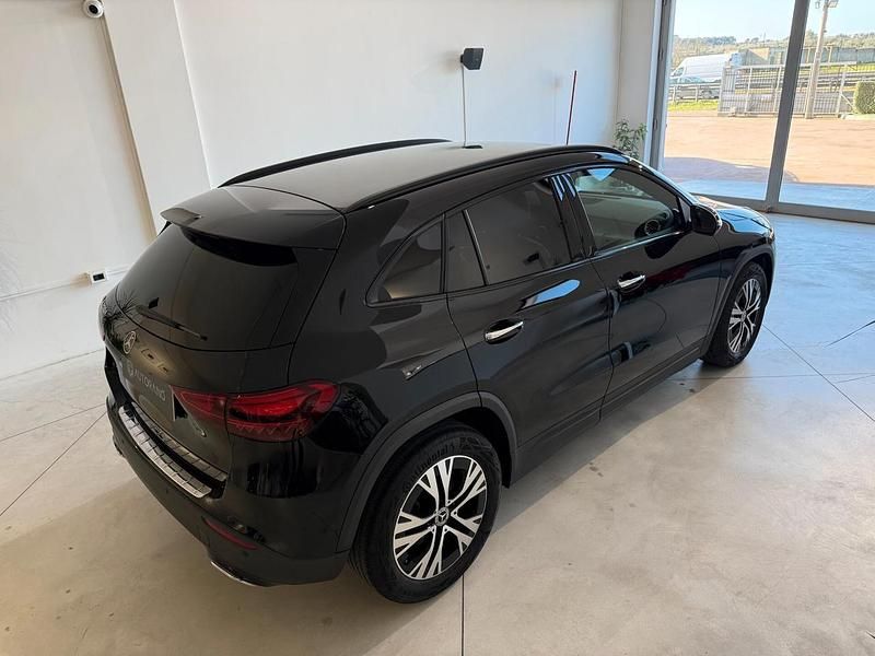 Usata Mercedes GLA200 Advanced Plus 150 CV (110 kW) 2024 Nero SUV