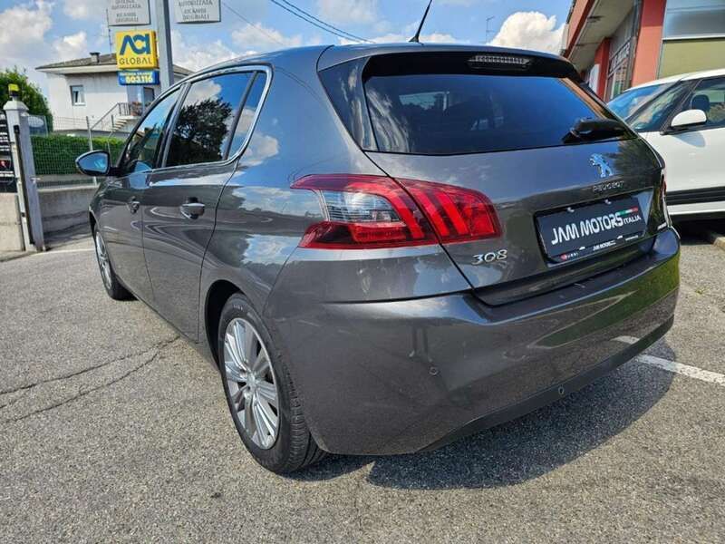 Usata Peugeot 308 Allure 131 CV (96 kW) 2021 Grigio scuro metallizzato Berlina