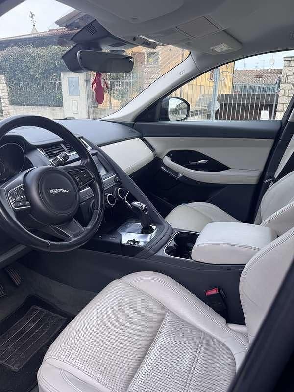 Usata Jaguar E-Pace R-Dynamic 179 CV (131 kW) 2019 SUV