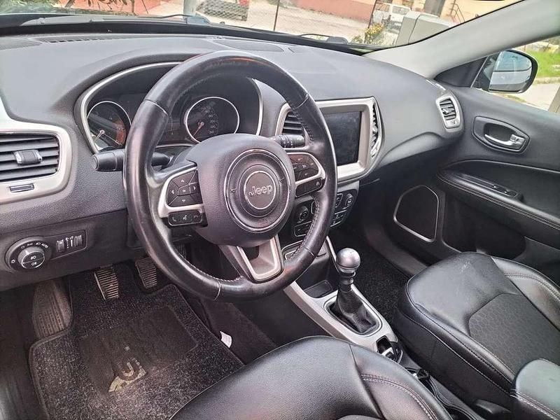 Käytetty Jeep Compass Longitude 120 HP (88 kW) 2022 Harmaa Katumaasturi